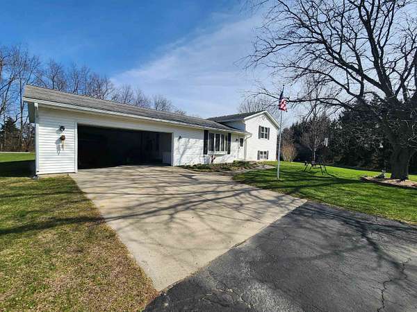 15 Acres of Recreational Land with Home for Sale in Orfordville, Wisconsin