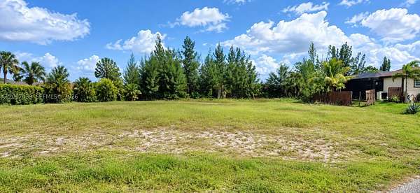 1 Acre of Residential Land for Sale in Cape Coral, Florida