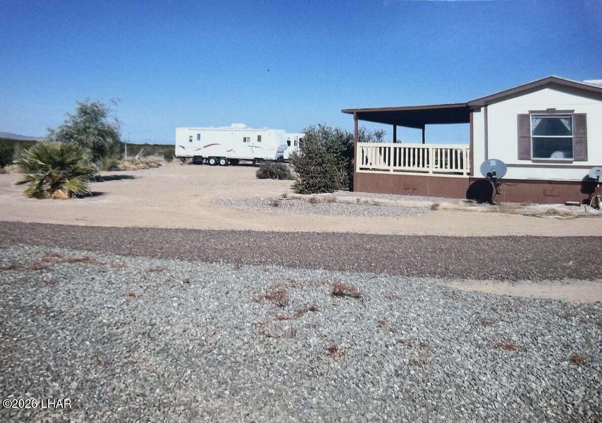 39 Acres of Land with Home for Sale in Bouse, Arizona