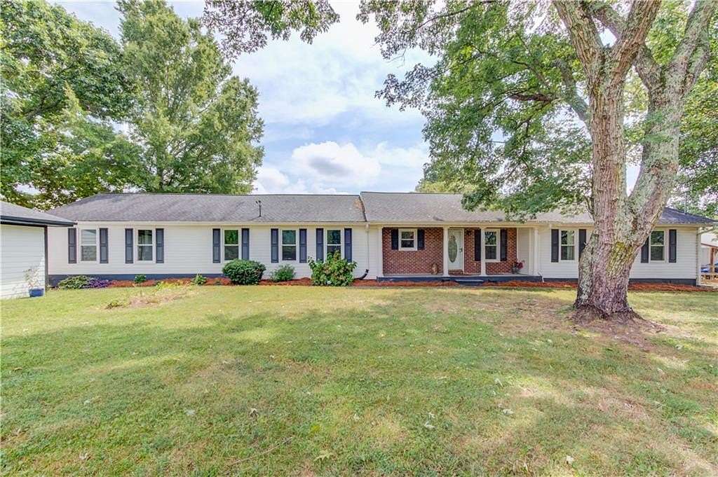 5.67 Acres of Land with Home for Sale in Dacula, Georgia