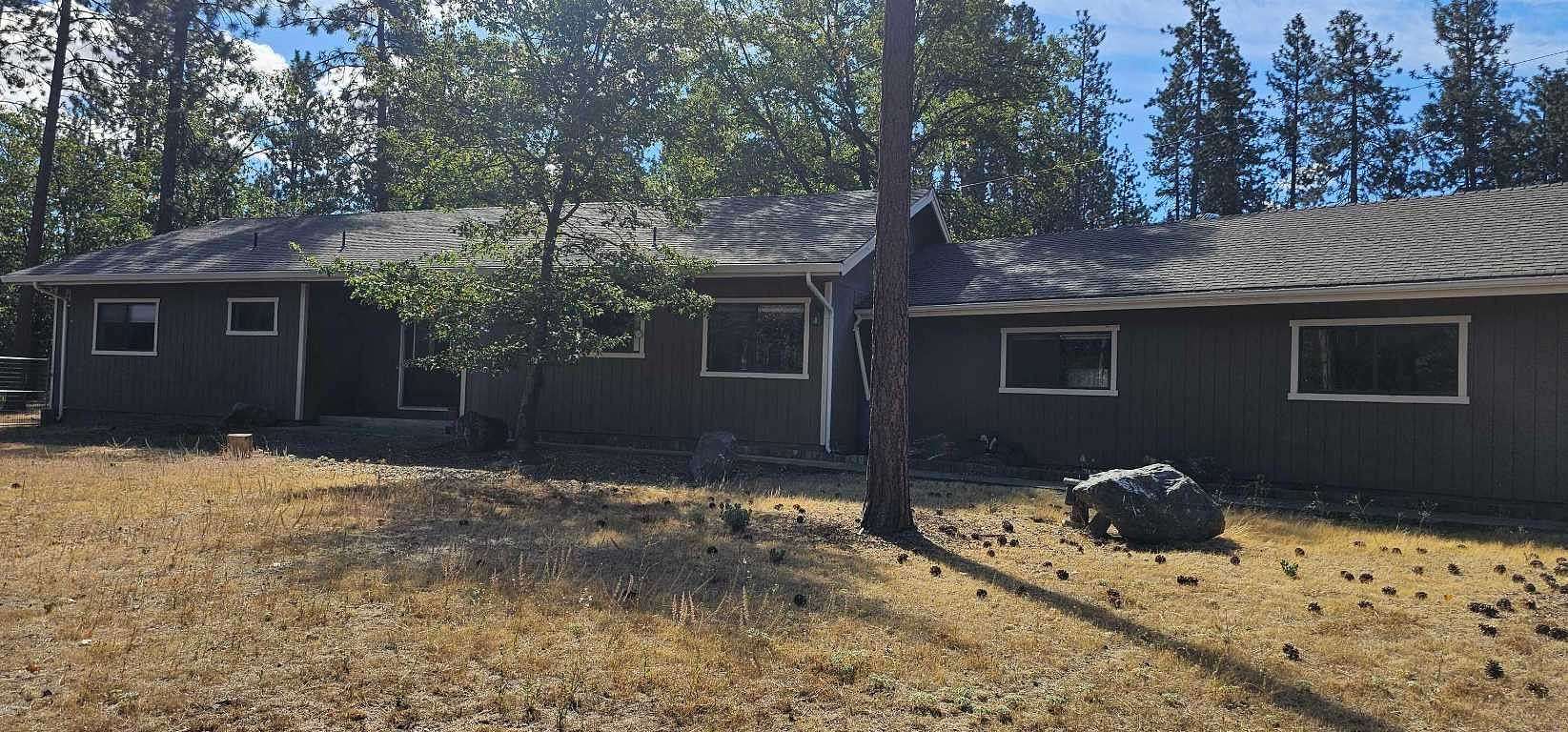 2.3 Acres of Land with Home for Sale in Yreka, California