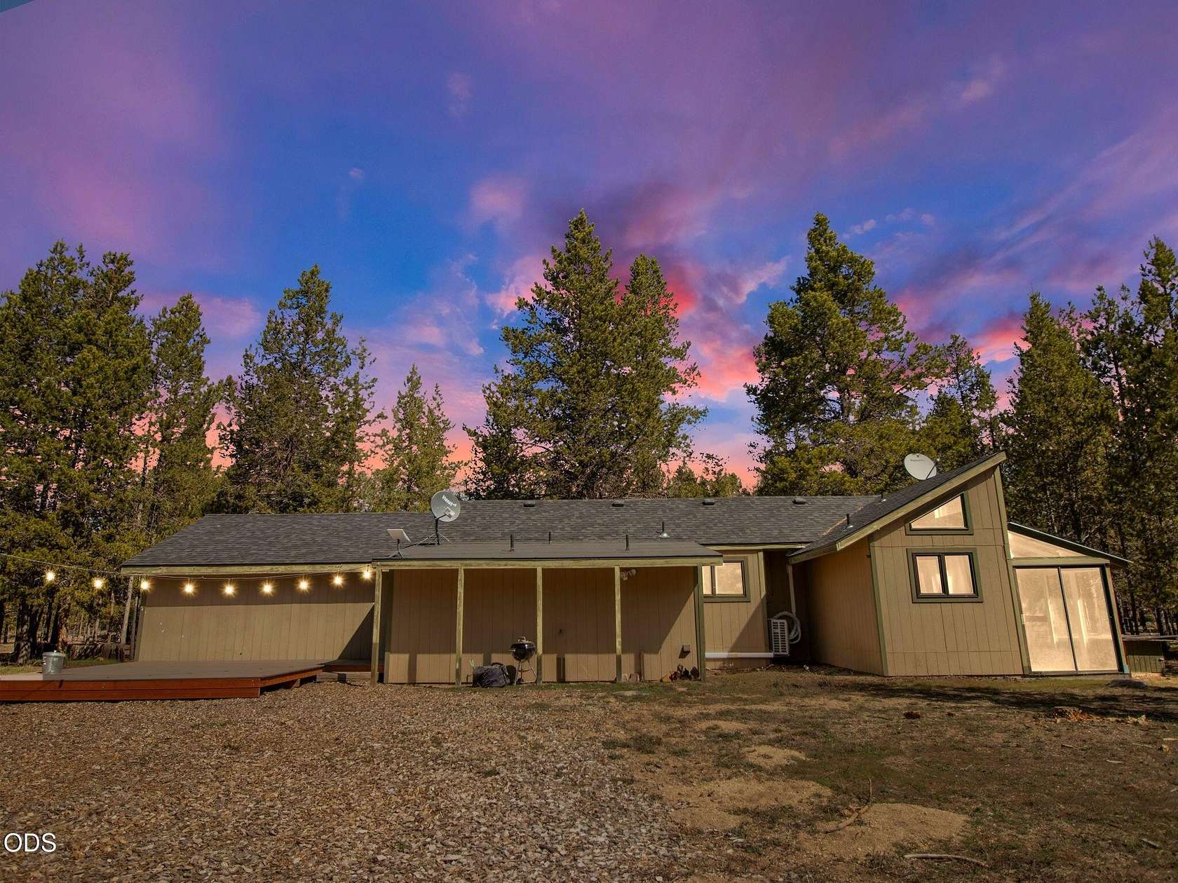 2.23 Acres of Land with Home for Sale in La Pine, Oregon