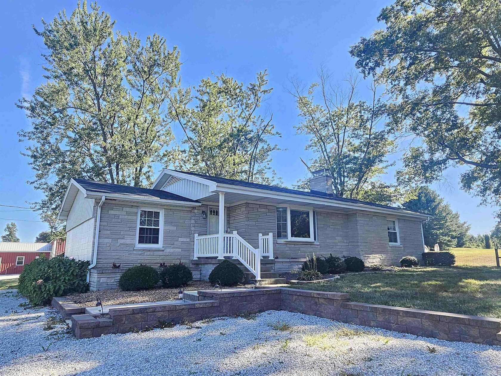 10 Acres of Land with Home for Sale in Evansville, Indiana