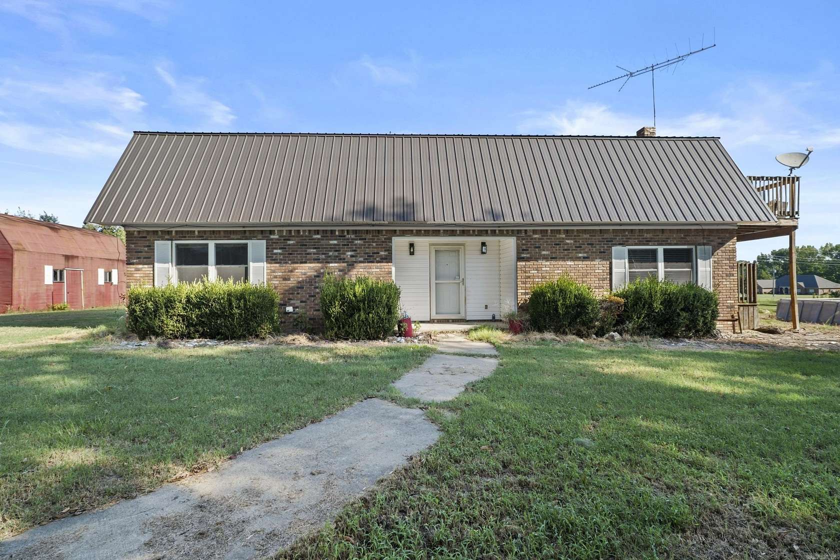 4 Acres of Land with Home for Sale in Austin, Arkansas