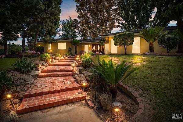 2.55 Acres of Land with Home for Sale in Bakersfield, California
