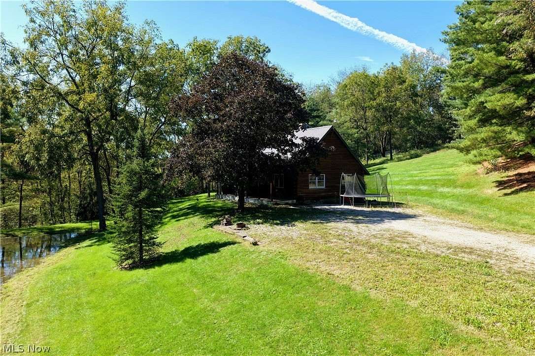 8 Acres of Land with Home for Sale in Fresno, Ohio