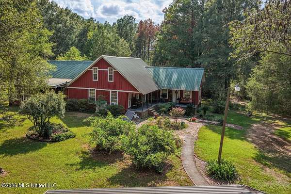 11.7 Acres of Recreational Land with Home for Sale in Liberty, Mississippi