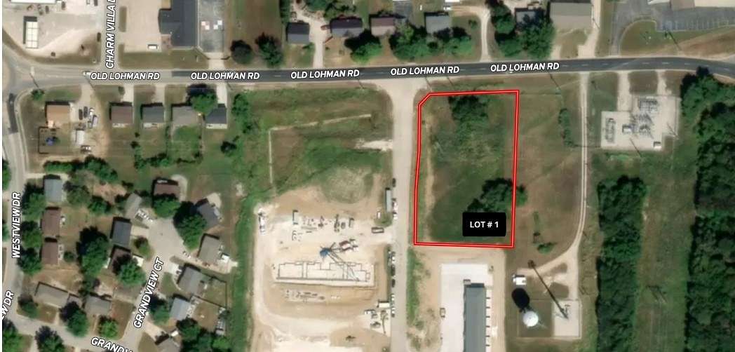 1.24 Acres of Residential Land for Sale in Jefferson City, Missouri