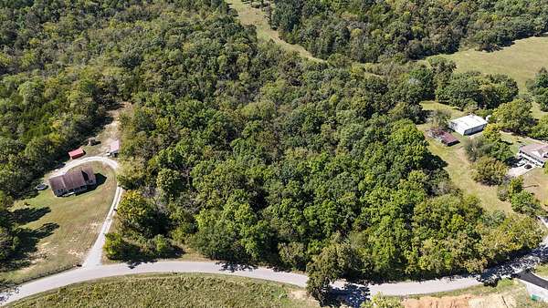 13 Acres of Land for Sale in Sadieville, Kentucky