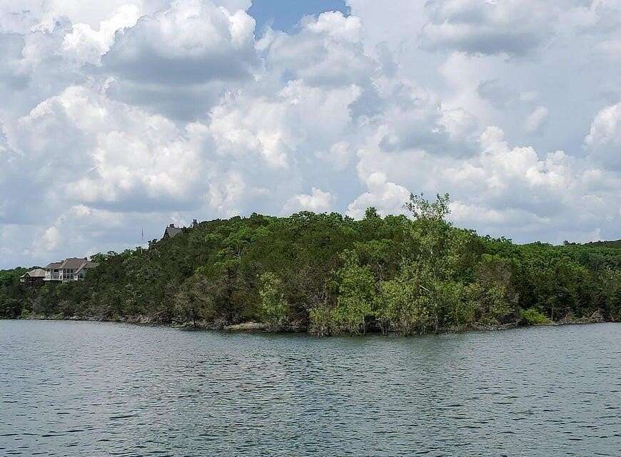 1 Acre of Residential Land for Sale in Kimberling City, Missouri