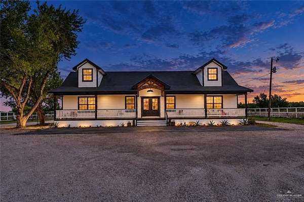 3.63 Acres of Land with Home for Sale in Alamo, Texas