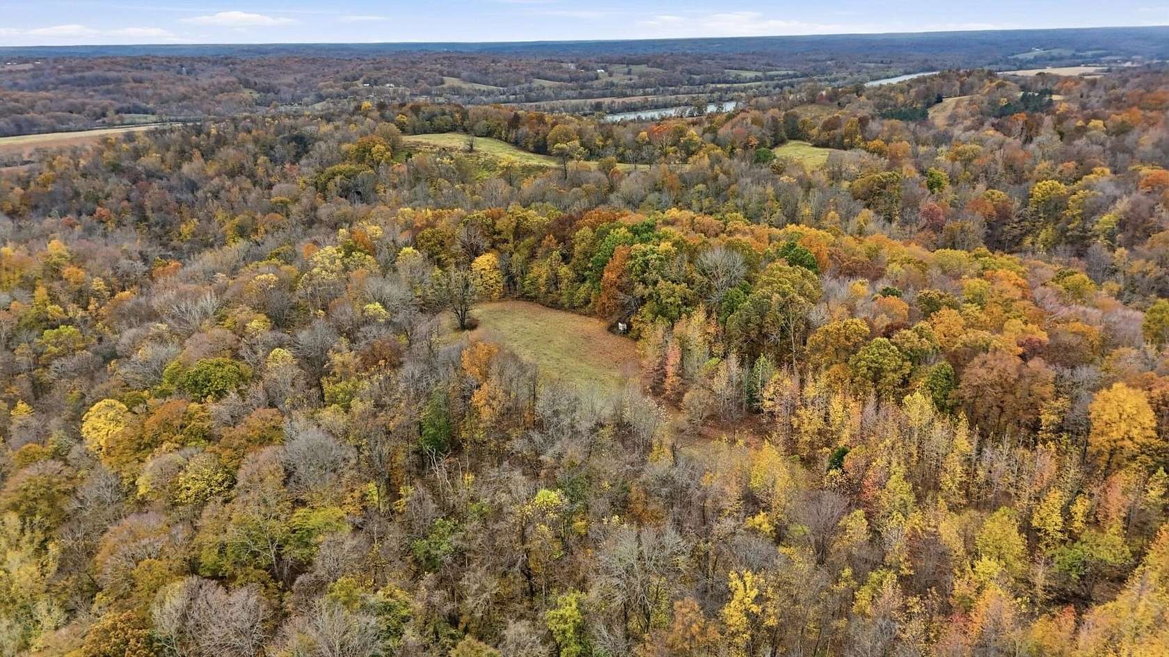 108 Acres of Land for Sale in Indian Mound, Tennessee