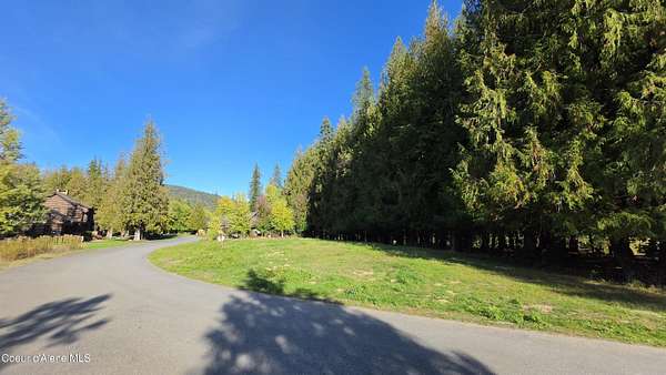 0.39 Acres of Residential Land for Sale in Sandpoint, Idaho