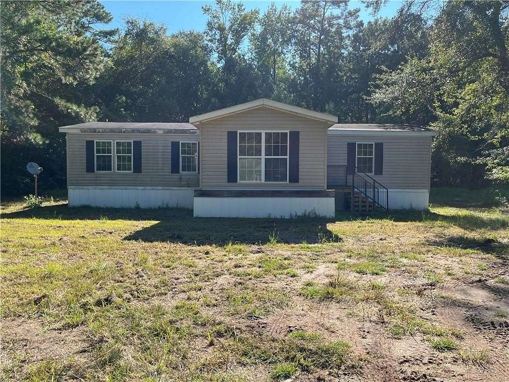 3 Acres of Land with Home for Lease in Townsend, Georgia