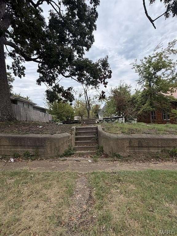 0.15 Acres of Residential Land for Sale in Poplar Bluff, Missouri