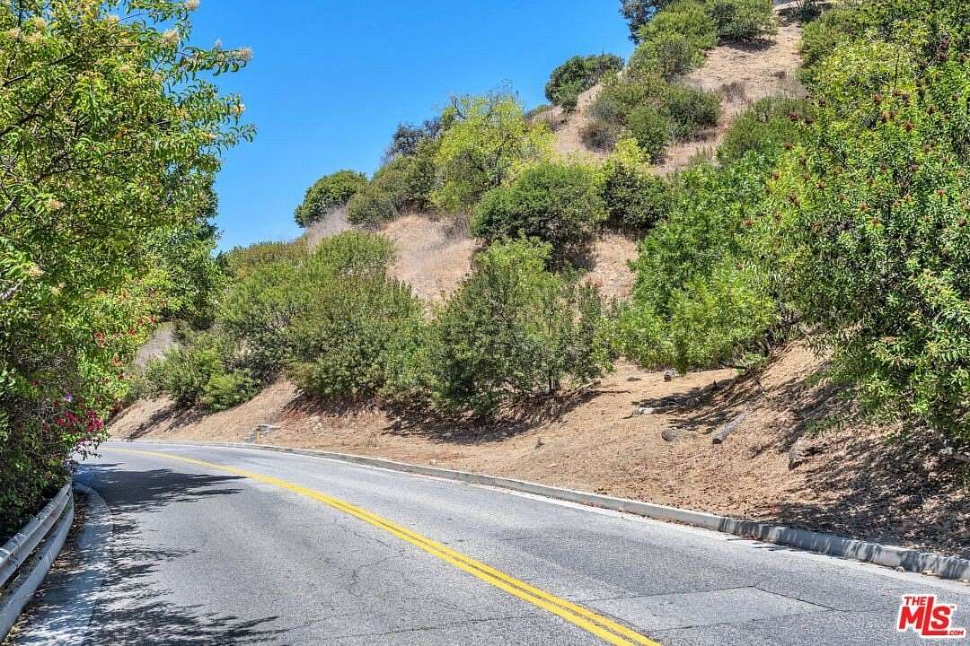 0.39 Acres of Residential Land for Sale in Beverly Hills, California