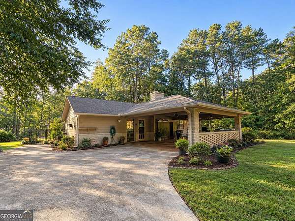 2.1 Acres of Land with Home for Sale in Stockbridge, Georgia