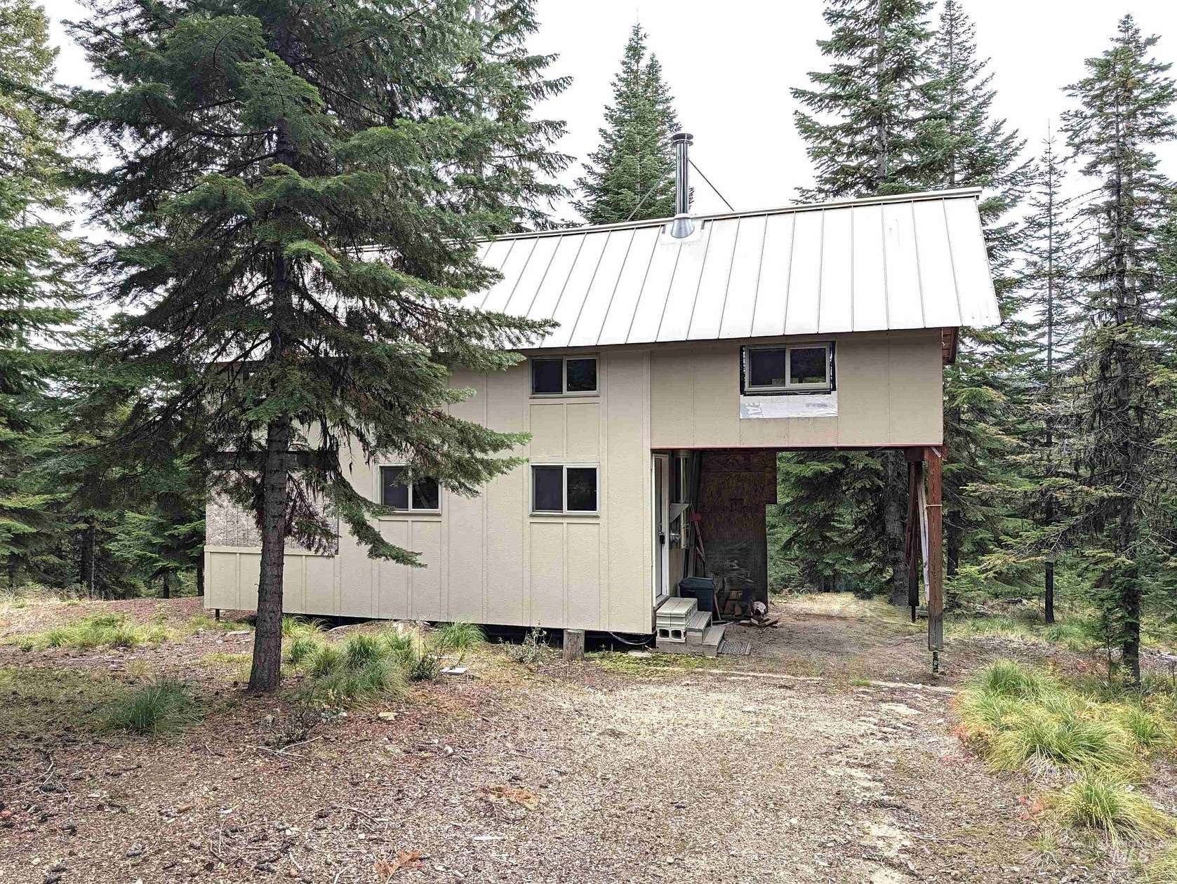 26.5 Acres of Recreational Land with Home for Sale in Dixie, Idaho