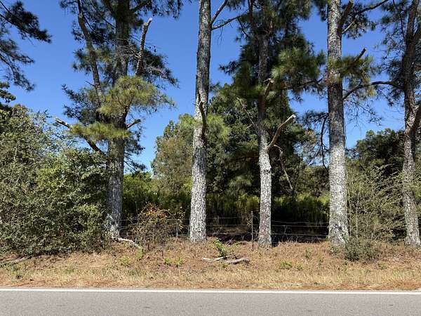 1.69 Acres of Residential Land for Sale in Leoma, Tennessee