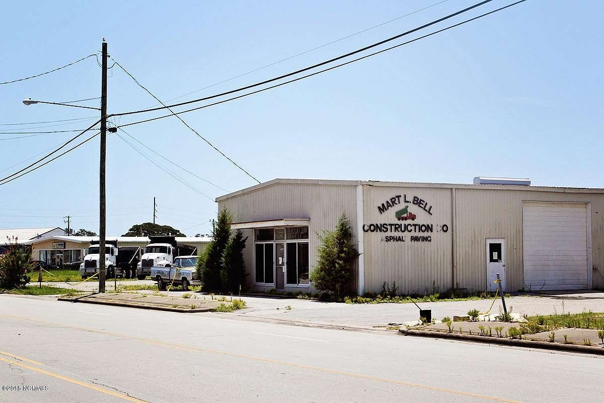 1.83 Acres of Improved Commercial Land for Sale in Morehead City, North Carolina