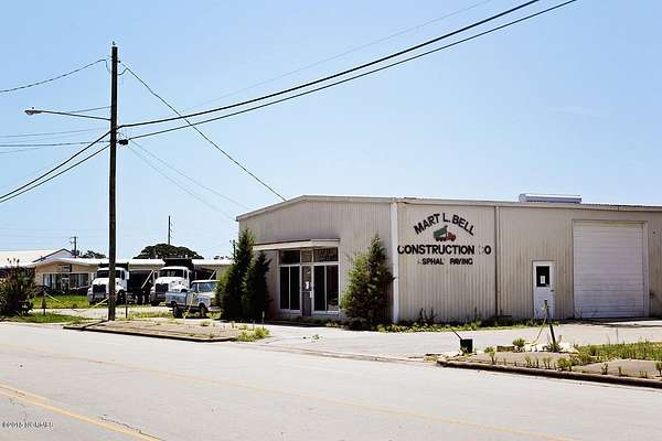 1.83 Acres of Improved Commercial Land for Sale in Morehead City, North Carolina