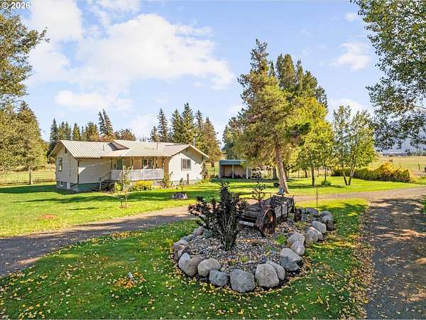 4.8 Acres of Land with Home for Sale in Enterprise, Oregon