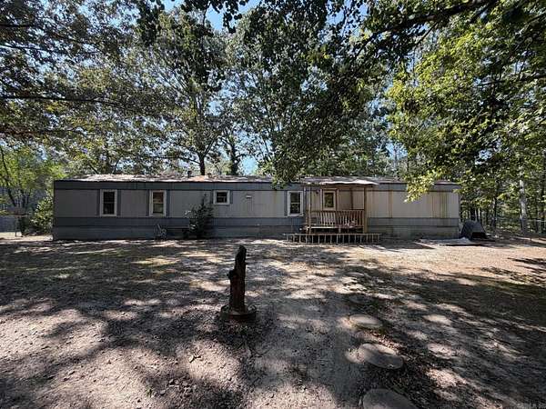 7.29 Acres of Land with Home for Sale in Mabelvale, Arkansas
