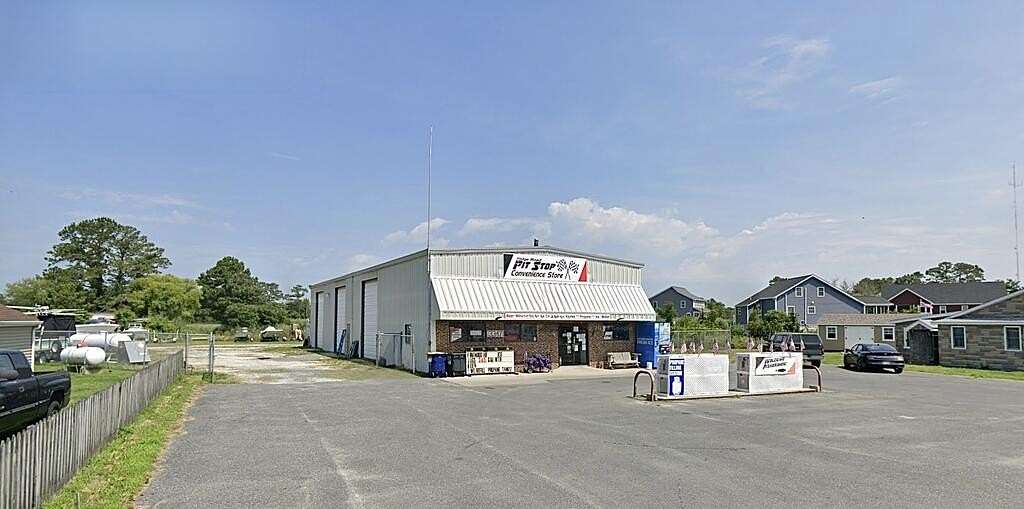 2.1 Acres of Improved Commercial Land for Sale in Chincoteague, Virginia