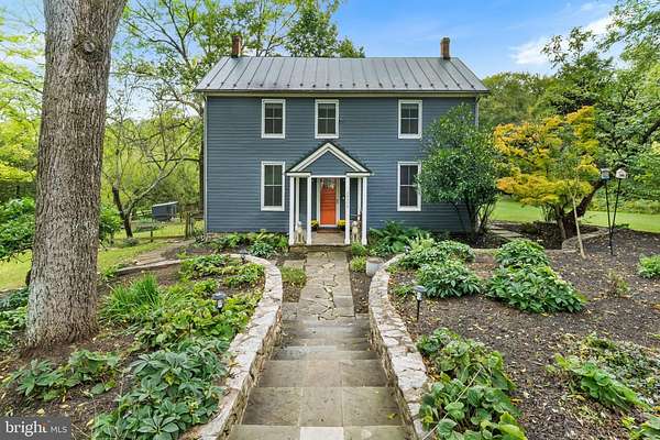 11.3 Acres of Land with Home for Sale in Leesburg, Virginia
