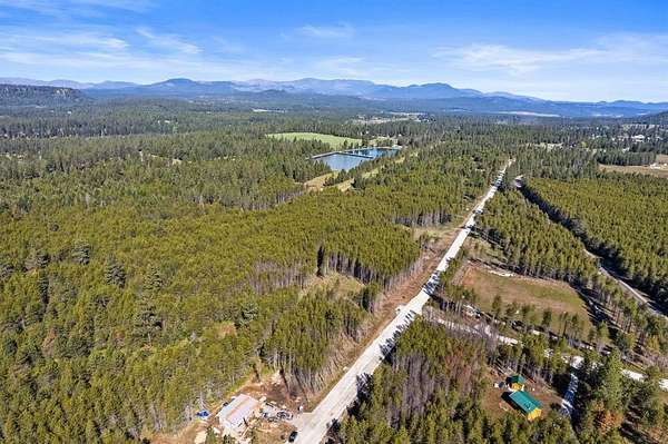 5 Acres of Residential Land for Sale in Springdale, Washington