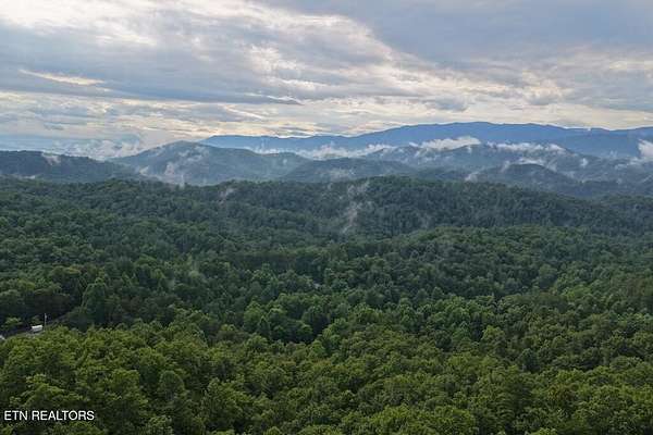 1 Acre of Residential Land for Sale in Sevierville, Tennessee