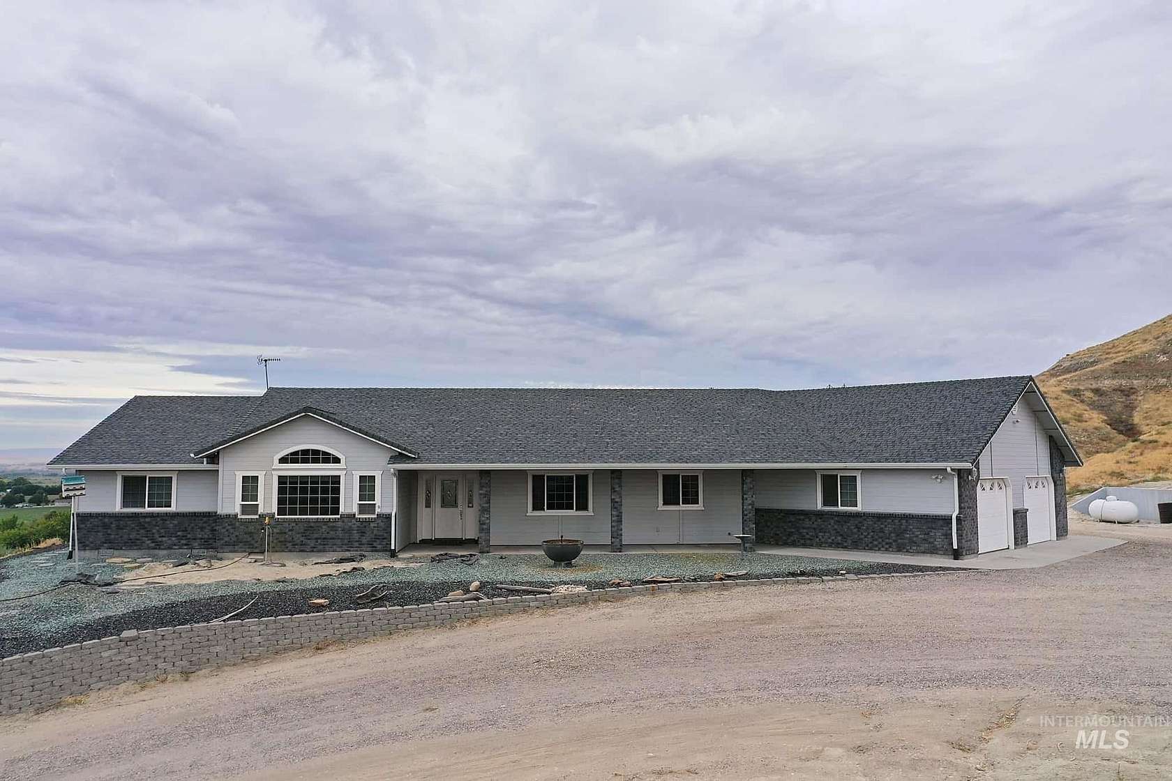 8.35 Acres of Land with Home for Sale in Payette, Idaho