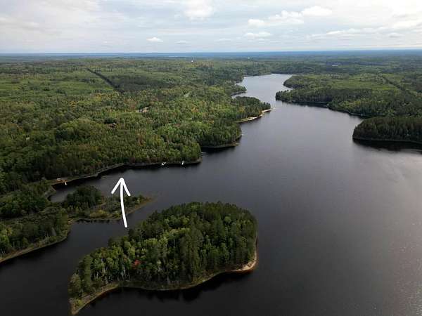 1 Acre of Residential Land for Sale in Biwabik, Minnesota
