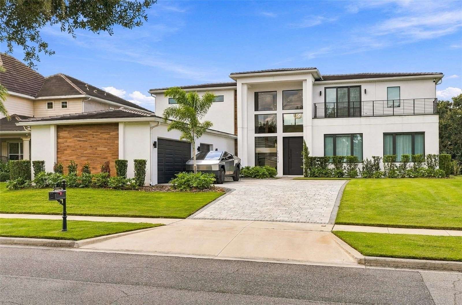 2.19 Acres of Land with Home for Sale in Winter Garden, Florida