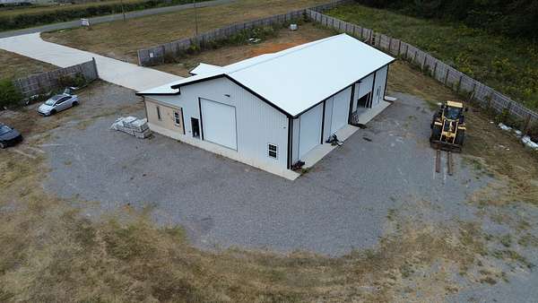 28.5 Acres of Improved Commercial Land for Sale in Morrison, Tennessee