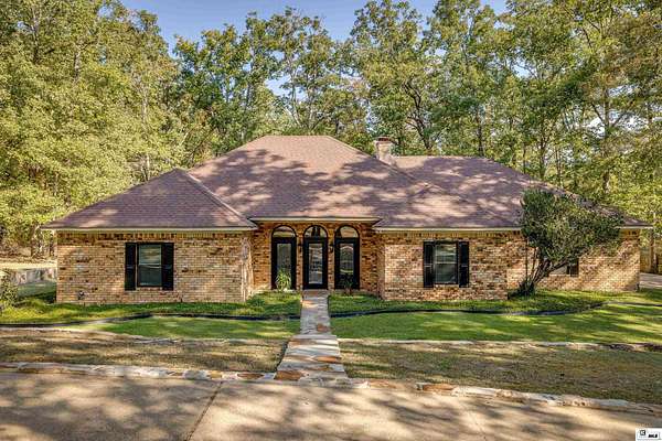 2.89 Acres of Land with Home for Sale in West Monroe, Louisiana