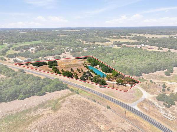6 Acres of Residential Land for Sale in Collinsville, Texas