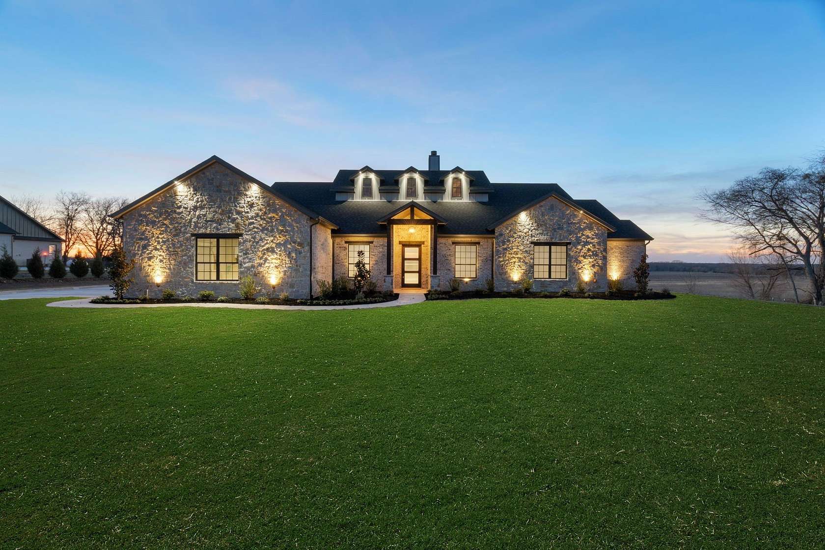 2.64 Acres of Land with Home for Sale in Farmersville, Texas