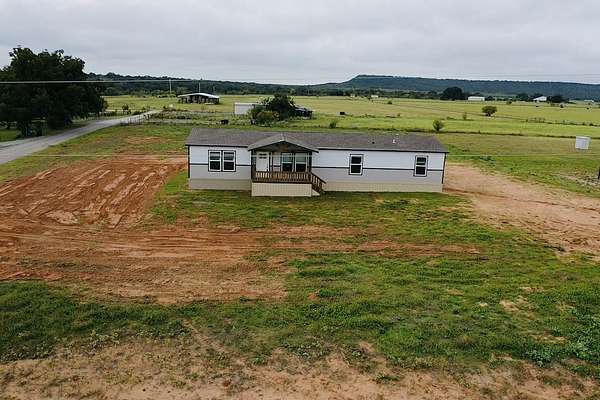 1.55 Acres of Land with Home for Sale in Mineral Wells, Texas