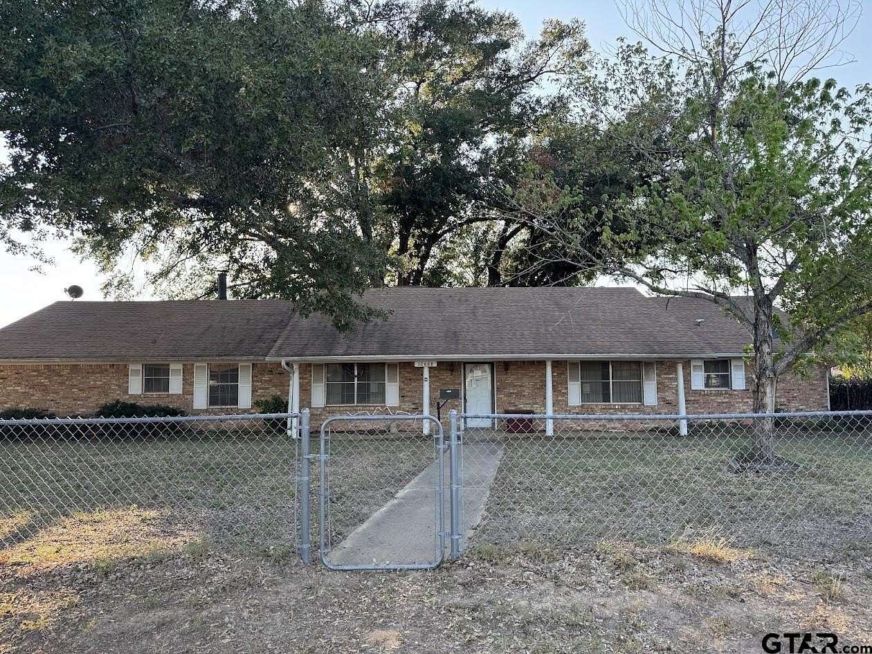 1.77 Acres of Land with Home for Sale in Tyler, Texas