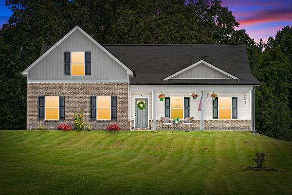 5.73 Acres of Land with Home for Sale in Dickson, Tennessee