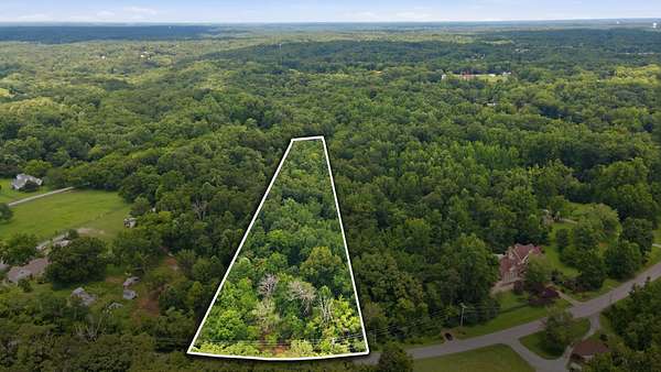 5.16 Acres of Residential Land for Sale in Whites Creek, Tennessee
