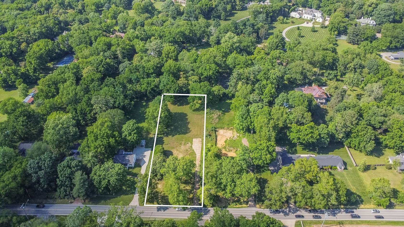 1 Acre of Residential Land for Sale in Nashville, Tennessee