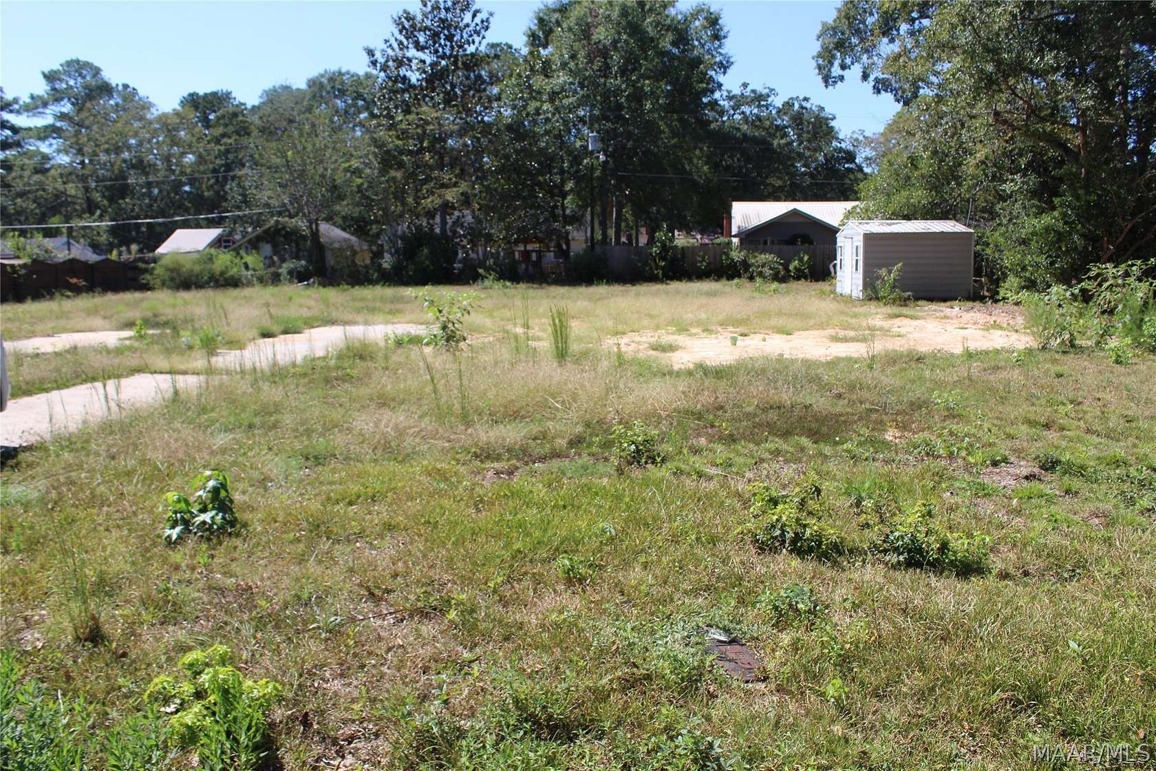 1.5 Acres of Residential Land for Sale in Greenville, Alabama