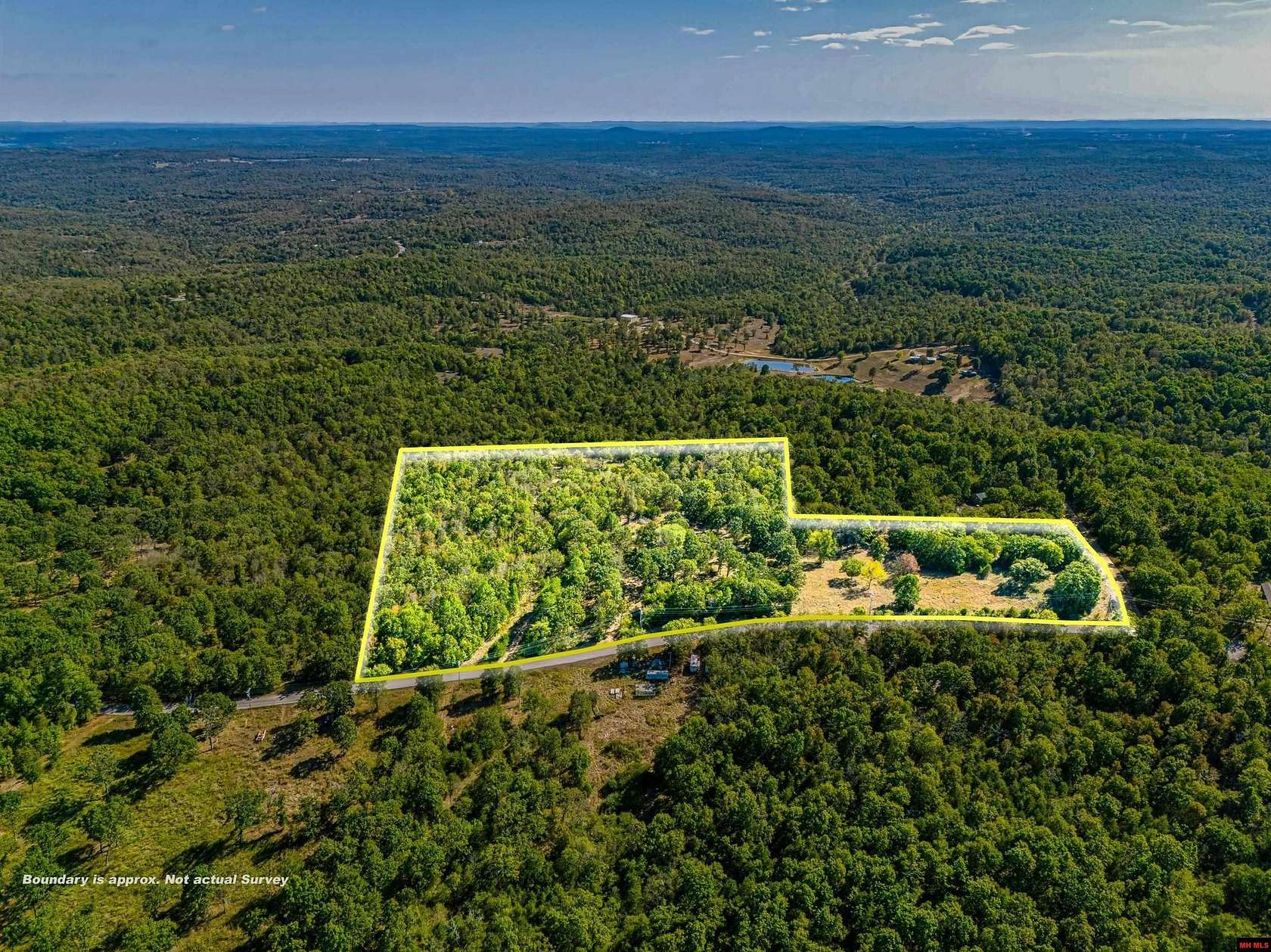 17 Acres of Land for Sale in Mountain Home, Arkansas