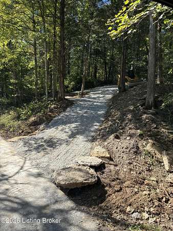 20 Acres of Land for Sale in Lawrenceburg, Kentucky