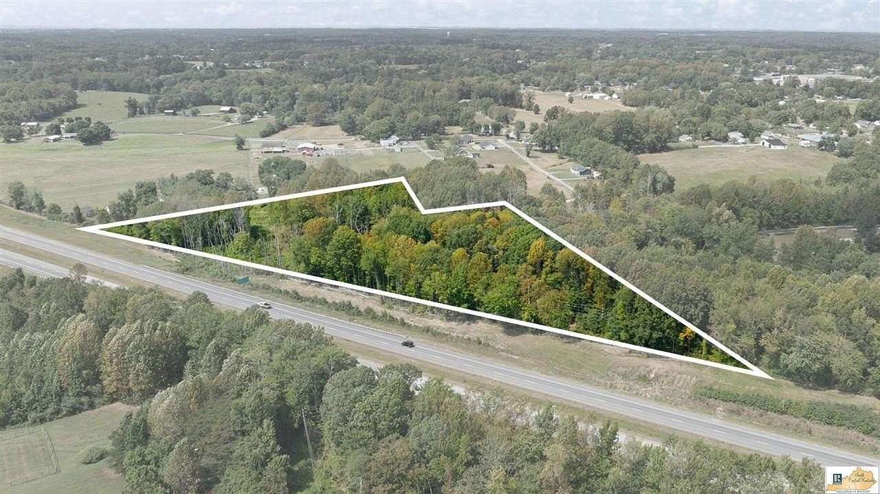 7.75 Acres of Land for Sale in Russell Springs, Kentucky
