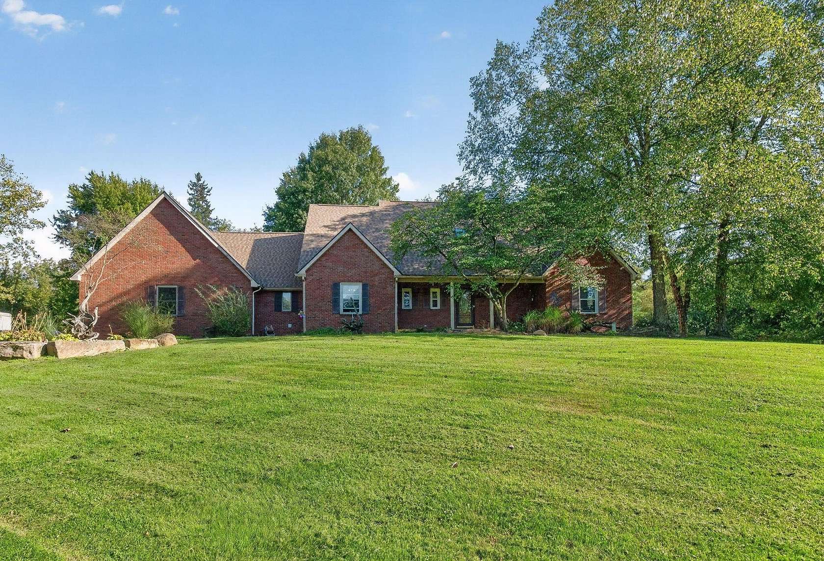 6 Acres of Land with Home for Sale in Sunbury, Ohio