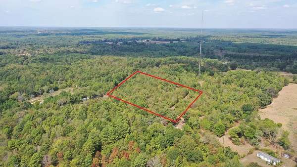 10.8 Acres of Recreational & Residential Land for Sale in Jefferson, Texas