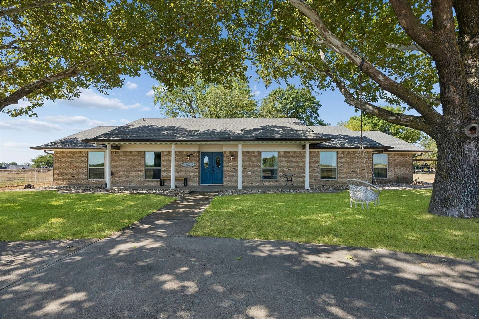 7.38 Acres of Land with Home for Sale in Waxahachie, Texas